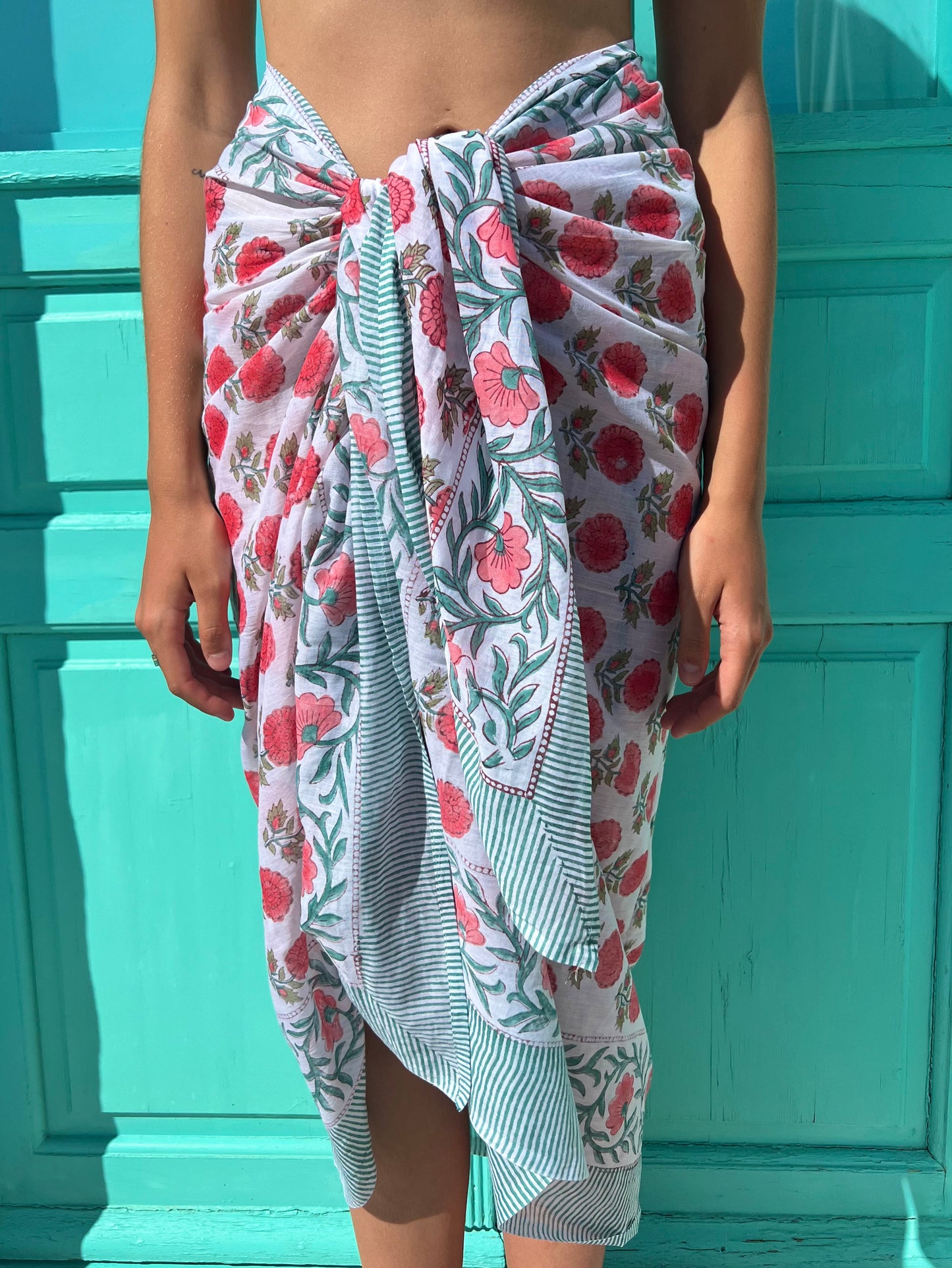 BEACH SARONG