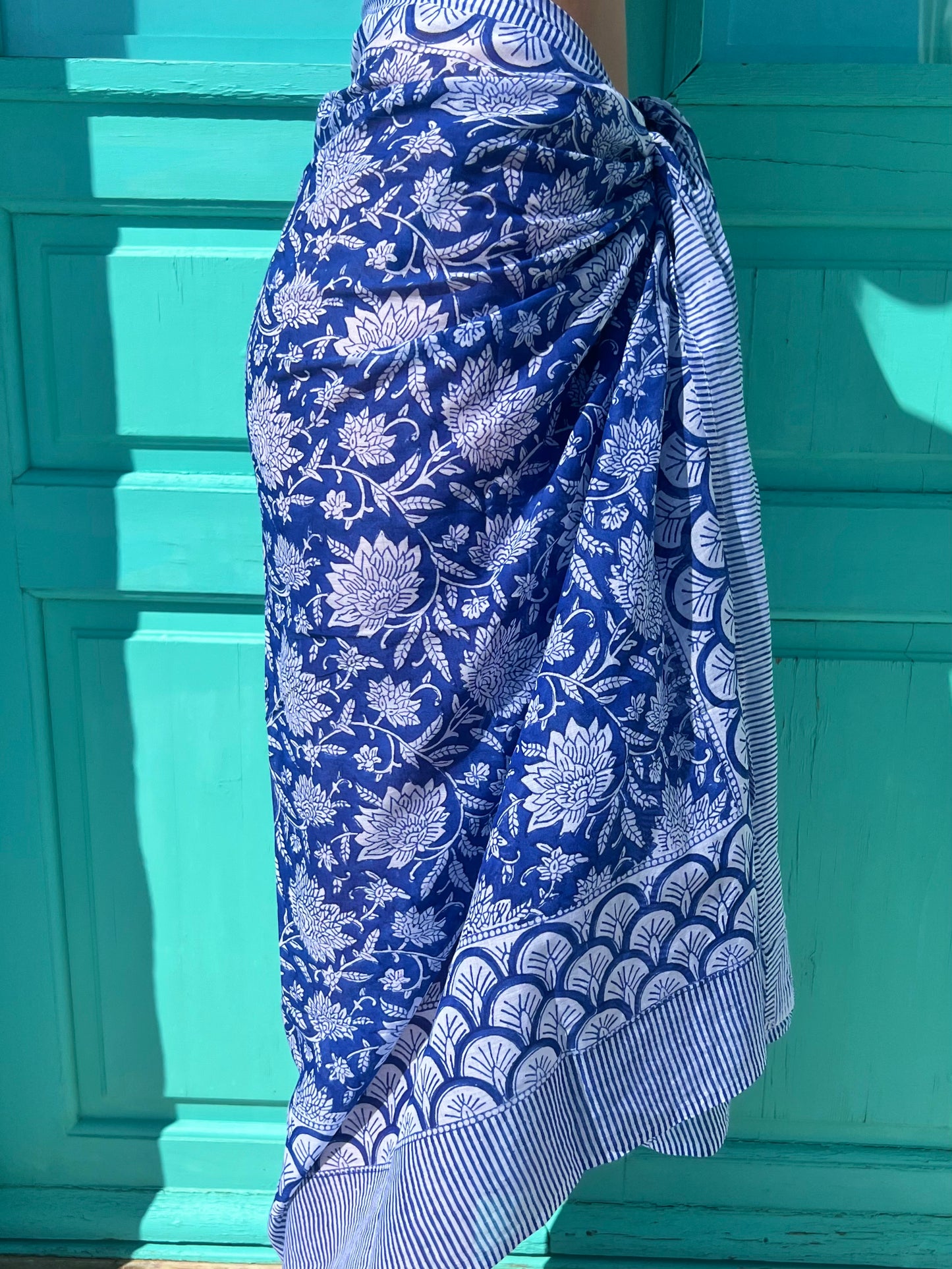 BEACH SARONG